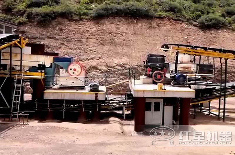 沖擊破搭配顎破、圓錐破現(xiàn)場